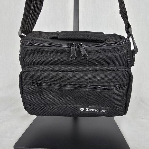 Samsonite Camera Bag Black Zipper Close Adjustable Crossbody Strap 8" x 5" x6.5" - Picture 3 of 12